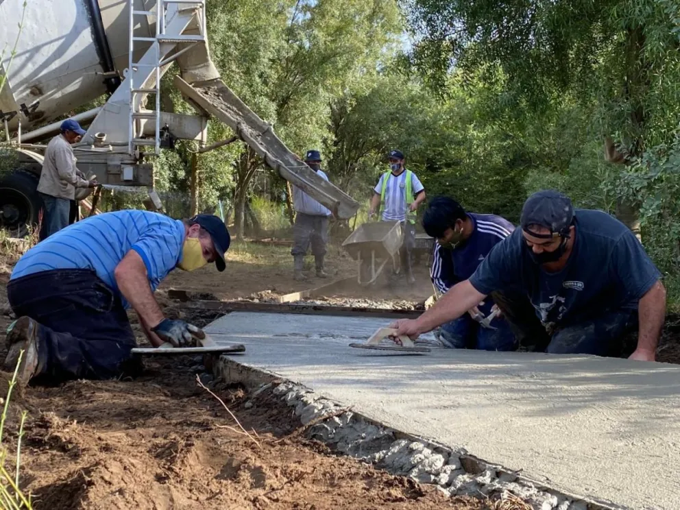 El paseo de calle Minero está en la etapa final de construcción
