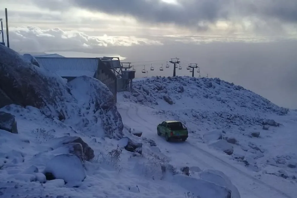 ¡Fotos imperdibles! La nieve ya está en Catedral