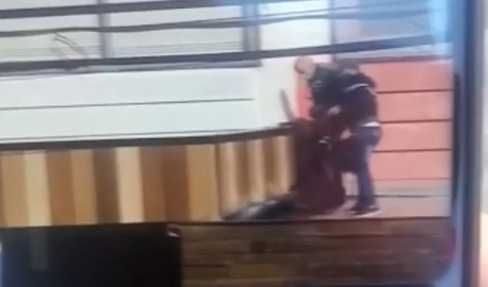 Operativos simultáneos de Gendarmería en pleno centro de Bariloche