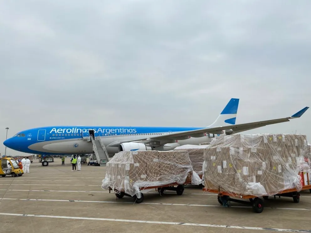 Un millón de vacunas Sinopharm llegan al país