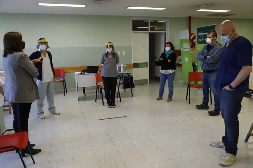 Epidemiólogos pidieron a Carreras incrementar las restricciones y aumento en los controles