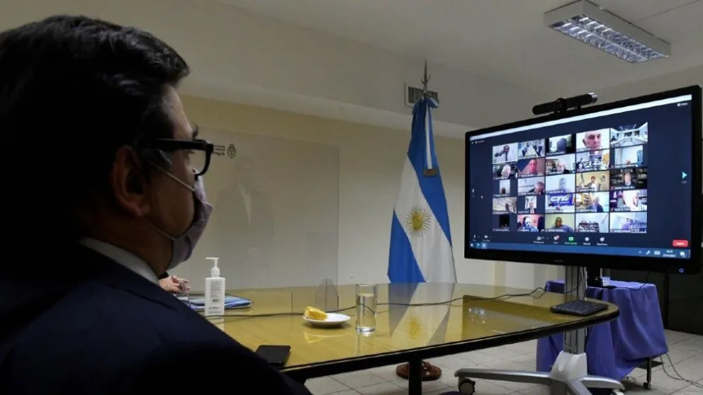 El salario mínimo tendrá un aumento del 35% en siete tramos