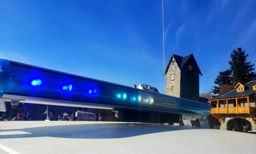 Lo pararon por circular fuera de horario y estaba registrado por las cámaras robando bebidas de un local