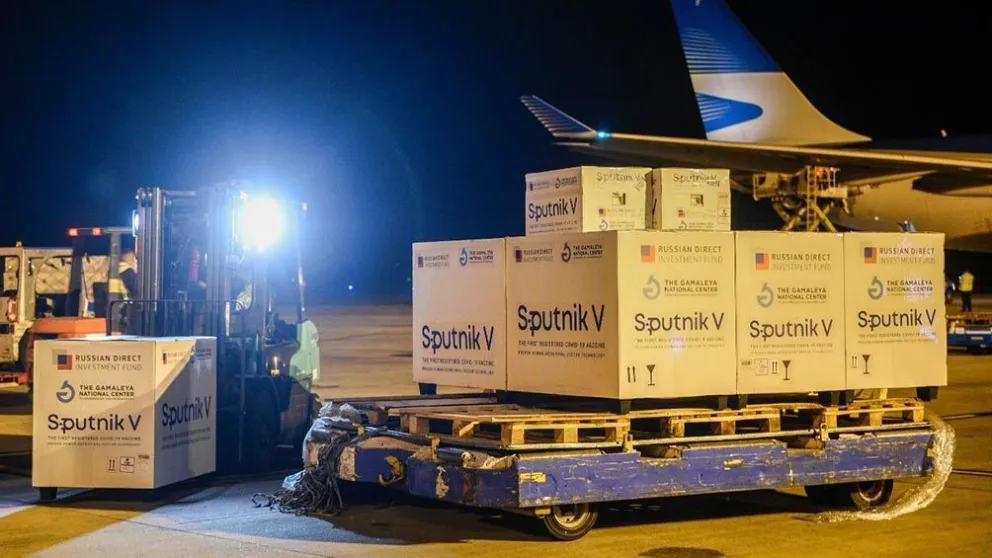 Llegó otro vuelo de Moscú con 500 mil vacunas