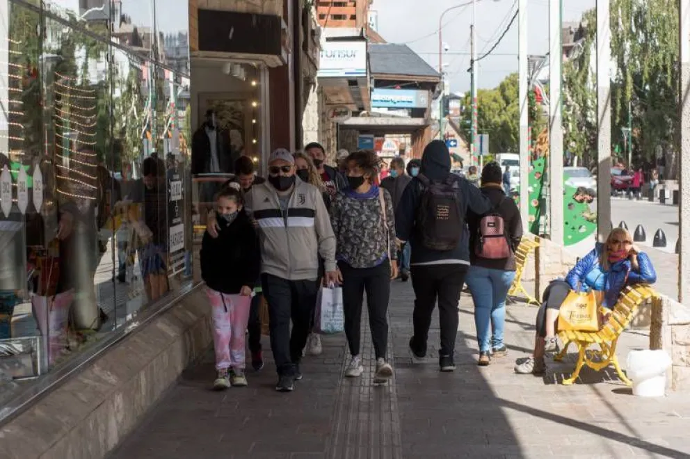 Covid-19: El Gobierno suspendería el feriado puente del 24 de mayo