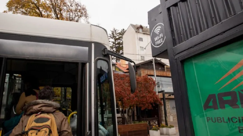 Instalan garitas con WiFi en la ciudad