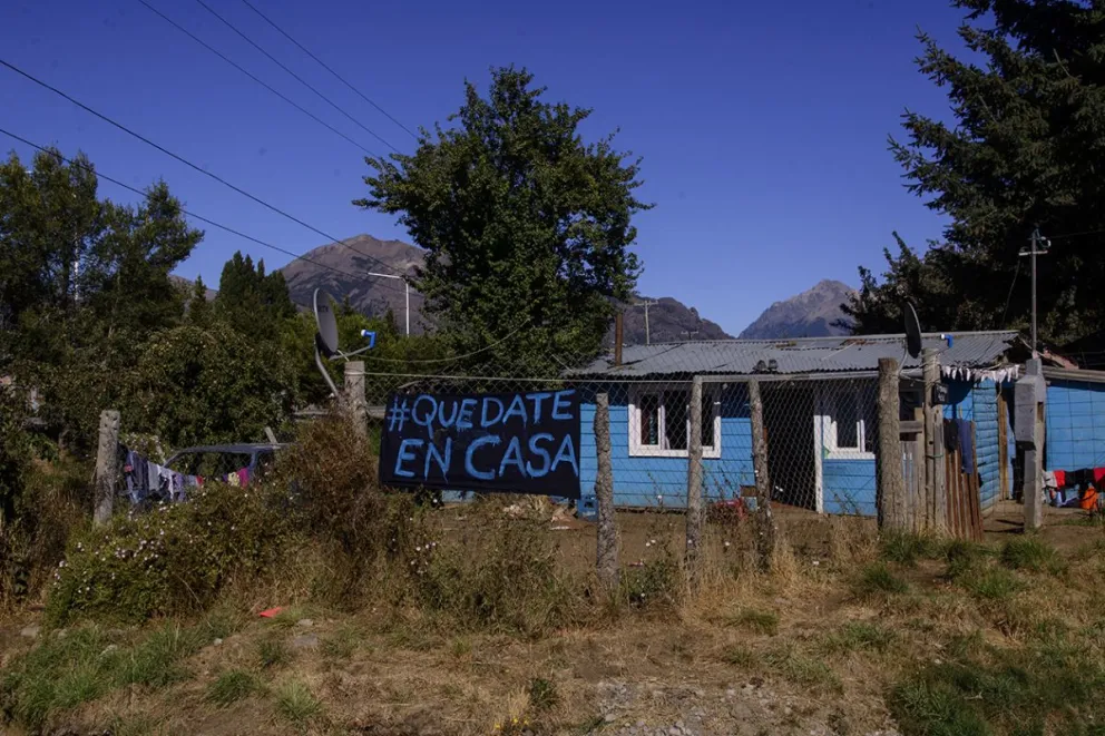 Decretan cinco días de Duelo Nacional en homenaje a los muertos por coronavirus