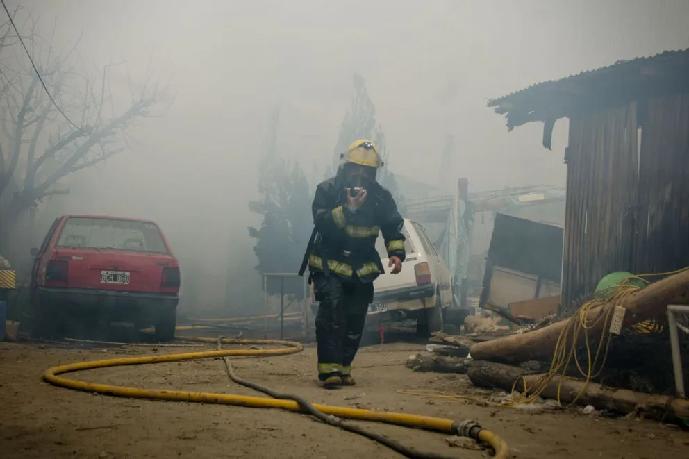 Avanzan en un proyecto para extender el servicio de los bomberos que no deciden retirarse