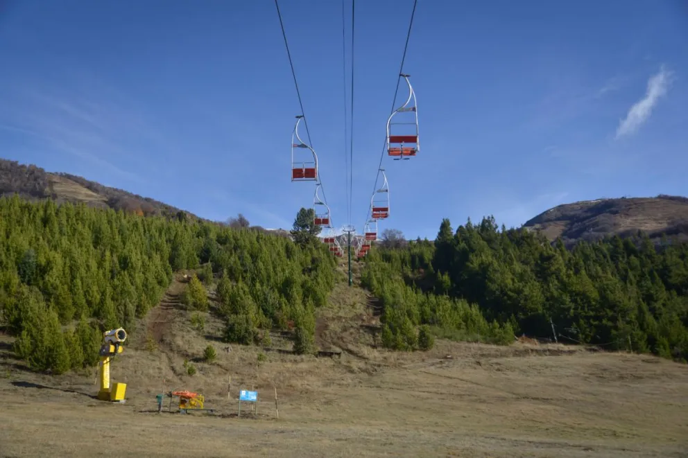 El viento generó problemas en la telesilla cuádruple Punta Nevada