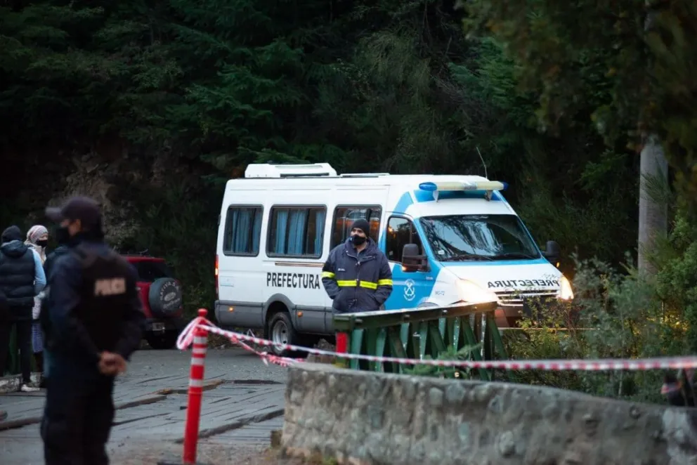 Encontraron muerta a la joven que cayó de un puente
