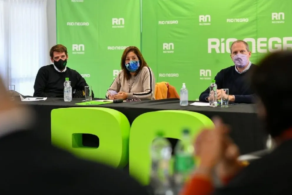 Clases: Río Negro evalúa "volver prontamente a la presencialidad"