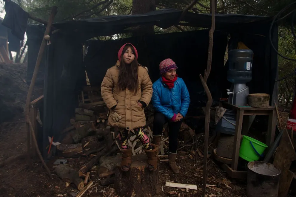 Más de 80 familias en conflicto por una toma de tierras en Angostura