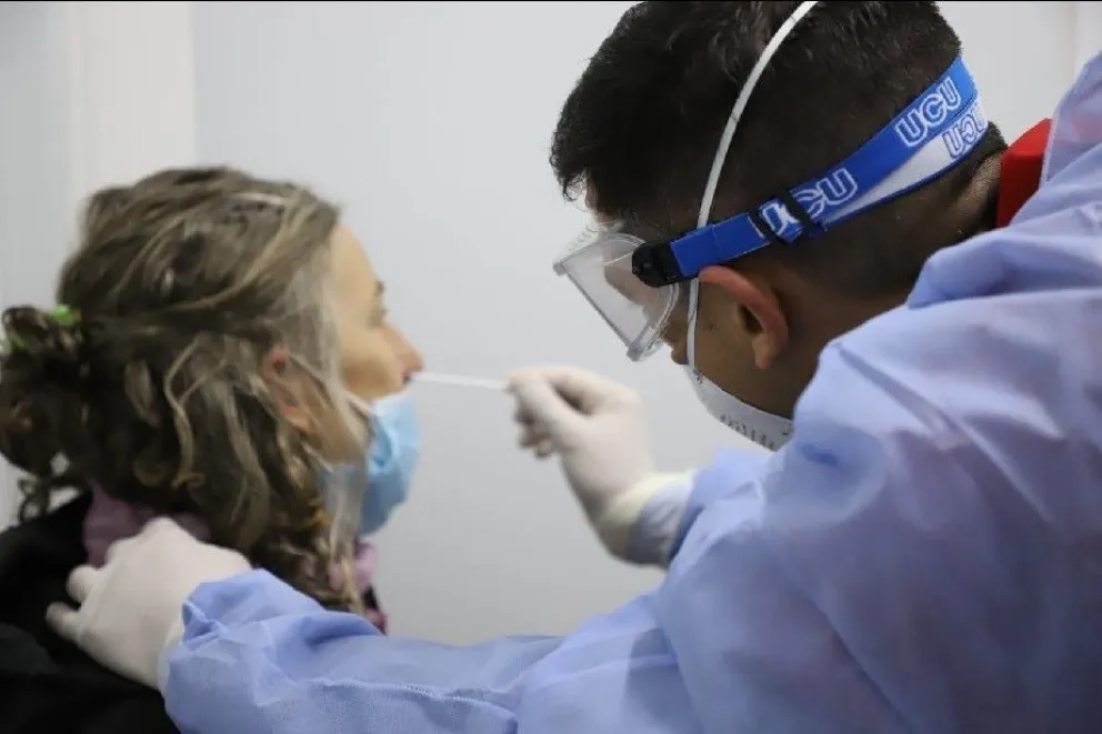 ¿Cómo es el control de ingreso de viajeros que llegan del exterior?