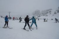 La temporada de esquí y snowboard en el cerro Catedral sigue en octubre