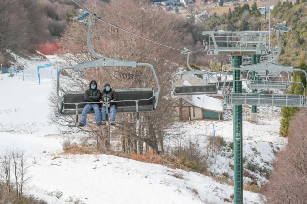Una exitosa primera semana de apertura en el cerro Catedral