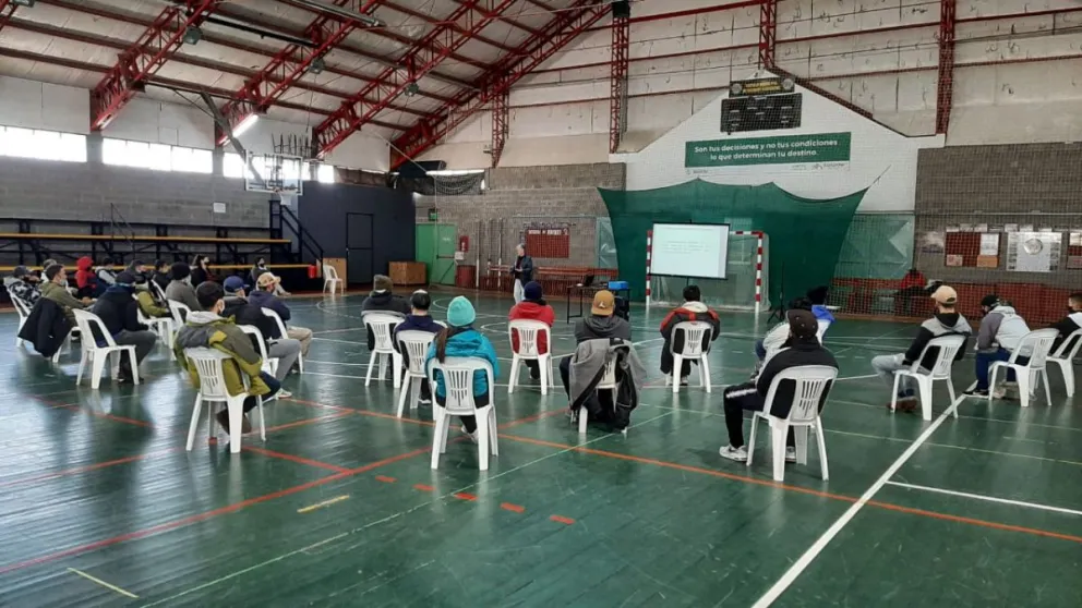 Por violar las medidas, más de 30 personas deberán realizar tareas comunitarias