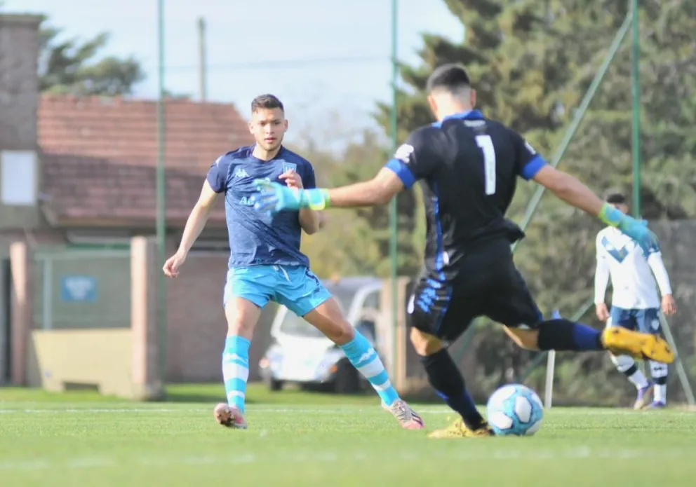 Alexis Villaroel fue titular en el empate de la Reserva de Racing