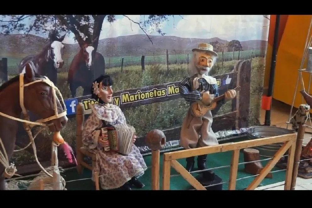 Las vacaciones de invierno siguen con show de títeres