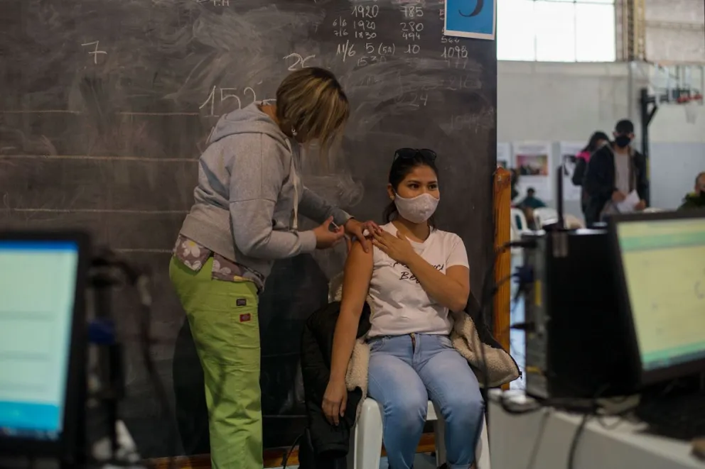 ¿Quiénes pueden ir a vacunarse sin turno en Bariloche?